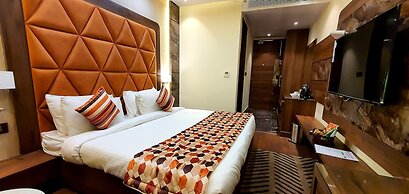 Hotel Makhan Residency