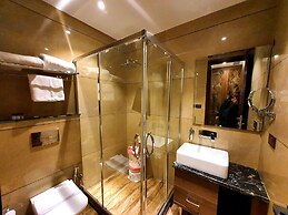 Hotel Makhan Residency