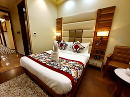 Hotel Makhan Residency