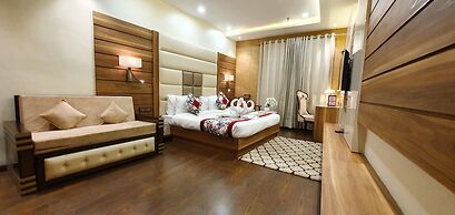 Hotel Makhan Residency