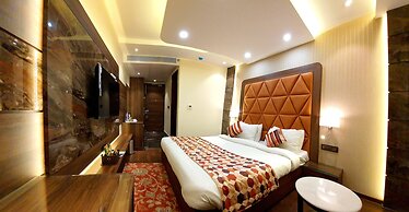 Hotel Makhan Residency