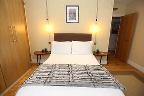 3 Beds 2 Baths Penthouse