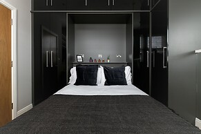 3 Beds 2 Baths Penthouse