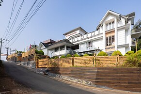 Star Emirates Luxury Resort and Spa, Munnar