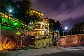 Star Emirates Luxury Resort and Spa, Munnar