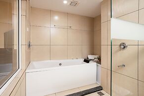 Star Emirates Luxury Resort and Spa, Munnar