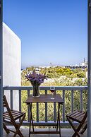 Secret Garden Apartments