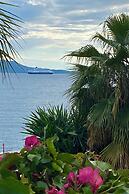 Kalemi's Beachside Hotel