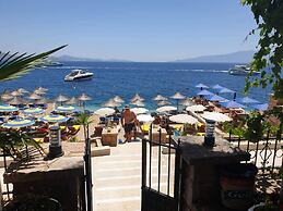 Kalemi's Beachside Hotel