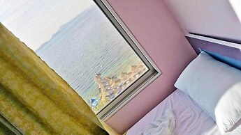 Kalemi's Beachside Hotel