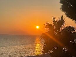 Kalemi's Beachside Hotel