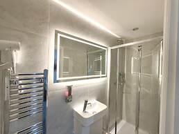 The Broadway Hotel - London Heathrow