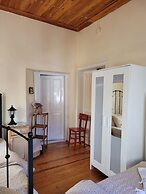 Ayvalik Sarigelin Pansiyon