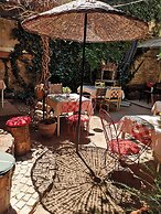 Ayvalik Sarigelin Pansiyon