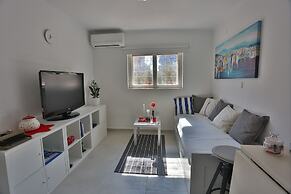 Studio Apartment Laganini