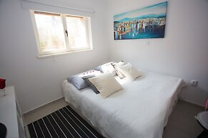 Studio Apartment Laganini