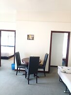 Golden Service Suite At Times Square