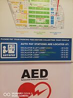 Golden Service Suite At Times Square