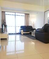 Golden Service Suite At Times Square