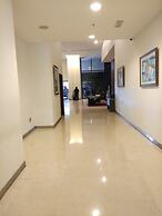 Golden Service Suite At Times Square