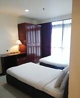 Golden Service Suite At Times Square