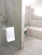 Golden Service Suite At Times Square