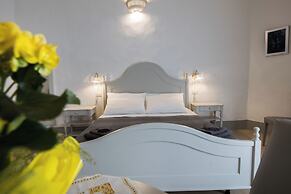 Le Finestre Su Porta Carrese - Luxury Rooms