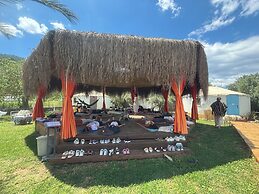 Yol Glamping Hotel Retreat Center