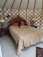 Yol Glamping Hotel Retreat Center