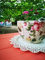 Yol Glamping Hotel Retreat Center