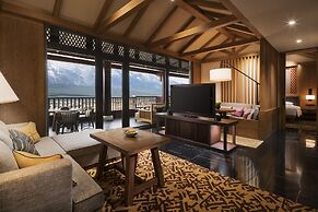 Jinmao Pureal Mountain Lijiang