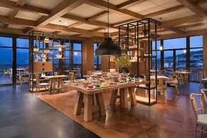 Jinmao Pureal Mountain Lijiang