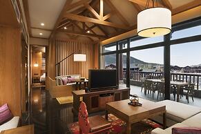 Jinmao Pureal Mountain Lijiang