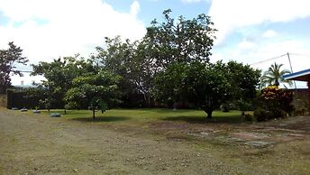 Cabinas El Tropico