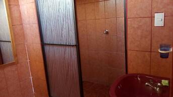 Cabinas El Tropico