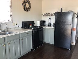 Seaway Slips Waterfront Cottages