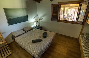 Twin Fin Surf Camp - Hostel