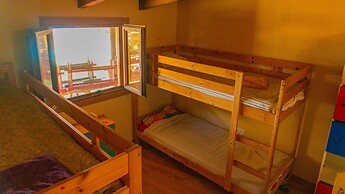 Twin Fin Surf Camp - Hostel
