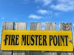 Acdc Glamping, Campervan , Caravan and Tent Resort