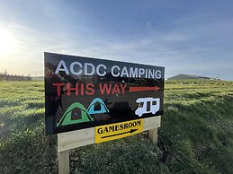 Acdc Glamping, Campervan , Caravan and Tent Resort