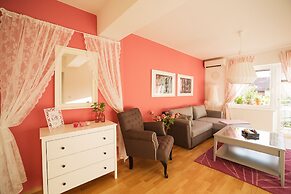 Garden apartment