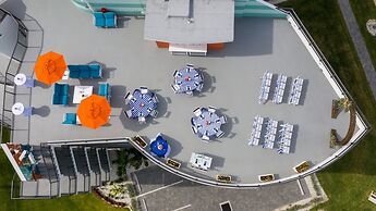 FUSION Resort Waterfront Suites