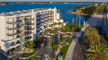 FUSION Resort Waterfront Suites