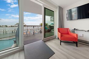 FUSION Resort Waterfront Suites