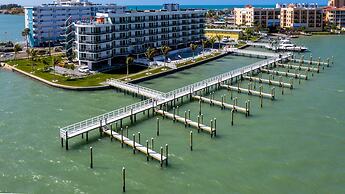 FUSION Resort Waterfront Suites