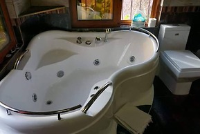 Mahoe Panoramic Haven