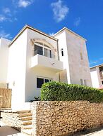 Casa Isla Bella by Skyrun