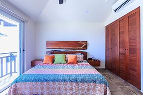 Casa de la Risa by Skyrun