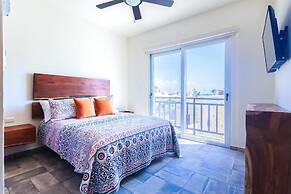 Casa de la Risa by Skyrun