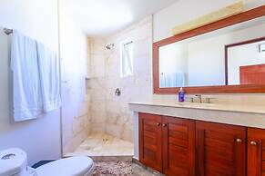 Casa de la Risa by Skyrun